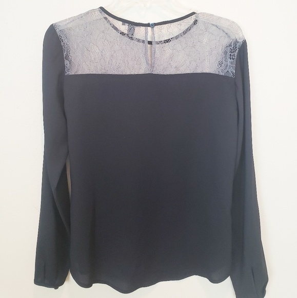 Ann Taylor Black Blouse Sz X-Small - Picture 3 of 4